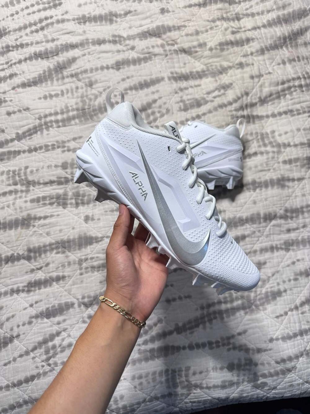 Nike Alpha Menace 4 Varsity Football Cleats 13 Men’s FN0027-101 White/Silver